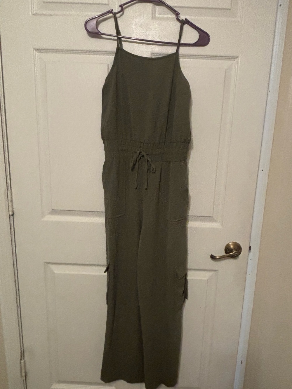 Olive Green Wide-Leg Jumper with Drawstring Waist and Cargo Pockets.